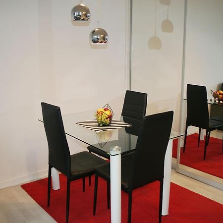 Apartament Rosso Apartment Torun Luaran gambar