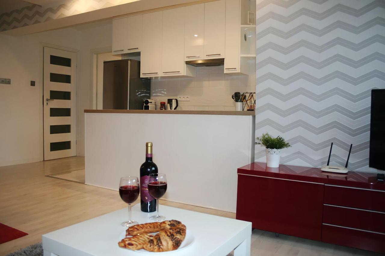 Apartament Rosso Apartment Torun Luaran gambar