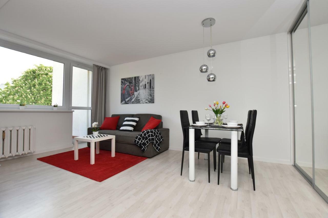 Apartament Rosso Apartment Torun Luaran gambar