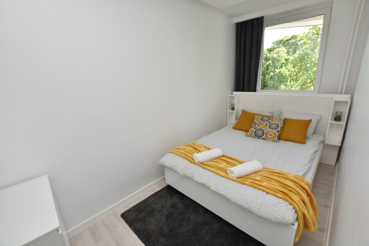 Apartament Rosso Apartment Torun Luaran gambar
